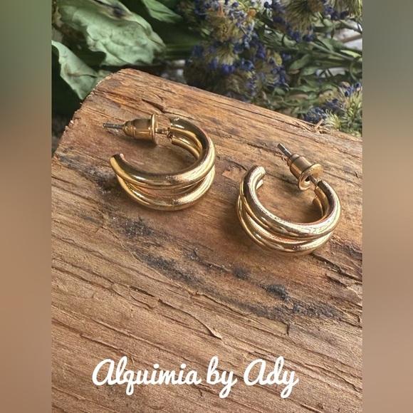 Alquimia Gold Starburst Earrings - Picture 1 of 2